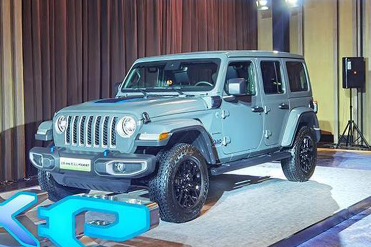 Jeep牧马人4xe先行版上市 售价52.49万-60.49万元