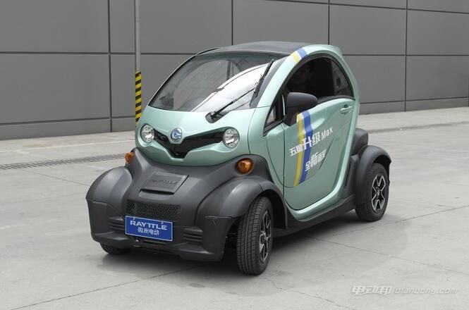 另外,微米电动汽车搭载了立通新能源自主研发的充电禁行技术,能有效