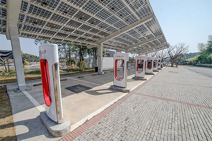特斯拉公布超级充电桩1月15日后的新规定