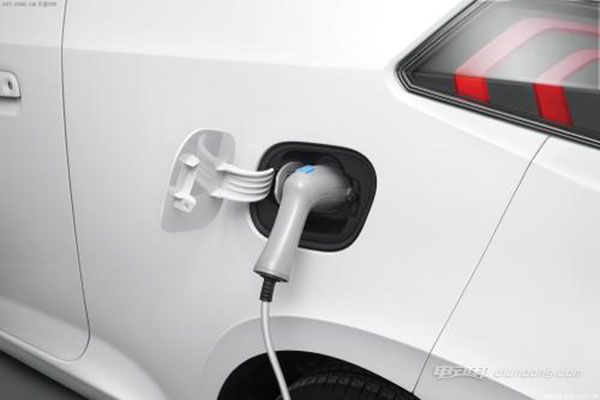 云计算技术加速变革 降低企业智能化转型门槛 紫鸾60及紫鸾知识平台亮相天津