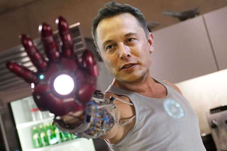 科学家质疑马斯克：谁让你把汽车送上太空的？污染太空怎么办？