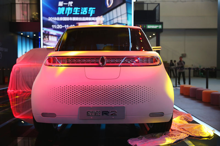 下半年量产 长城欧拉发布R1/R2概念车