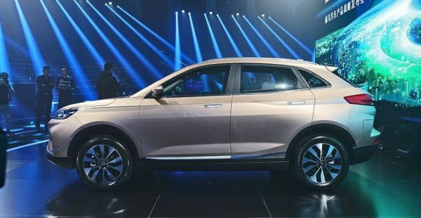 华为新能源汽车,威马EX5新能源汽车车型介绍