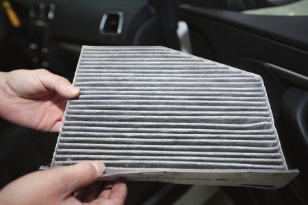 汽车空调滤芯如何更换?