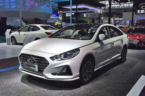 现代索纳塔9混动怎么样：外观