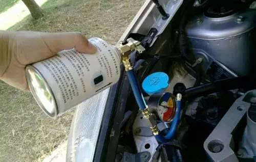 空调有时制冷有时不制冷怎么办_华雪制冷_空调有雪种但不制冷