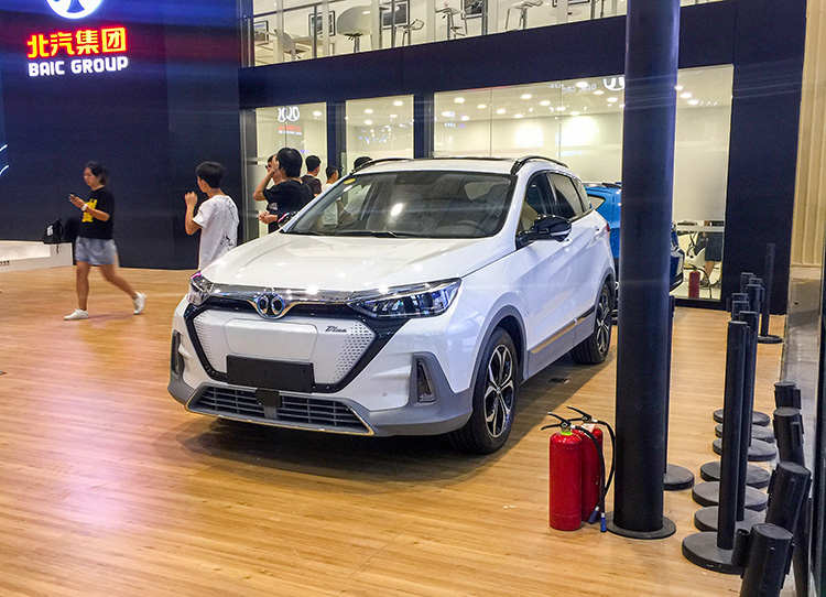 又双叒看到了这款车   北汽新能源EX5这次会上市吗