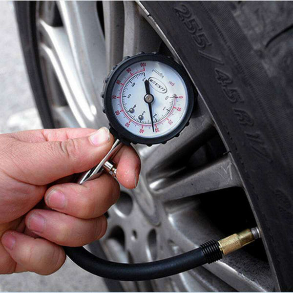 汽车气压表怎么看——如何正确使用轮胎胎压计