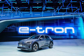 奥迪e-tron明年4月确认上市，你还会买58万的Model 3吗？