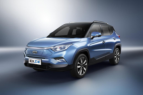 年轻时尚的小型SUV，综合续航400公里，江淮iEVS4将于1月28日开启预定