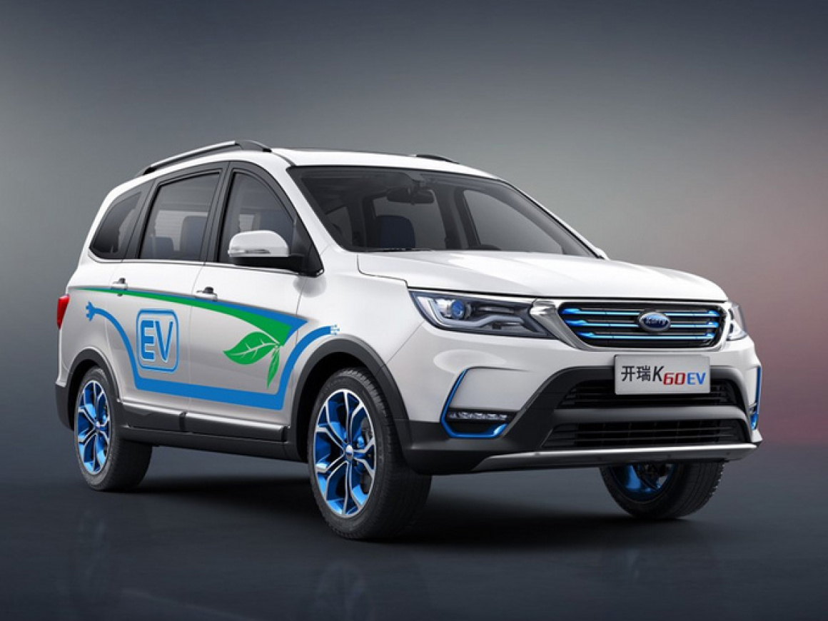 小鹏G3i正式发布 CEO称其将是20万内电动SUV第一选择_凤凰网