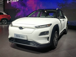 工况续航 500 km，北京现代昂西诺纯电版亮相重庆车展