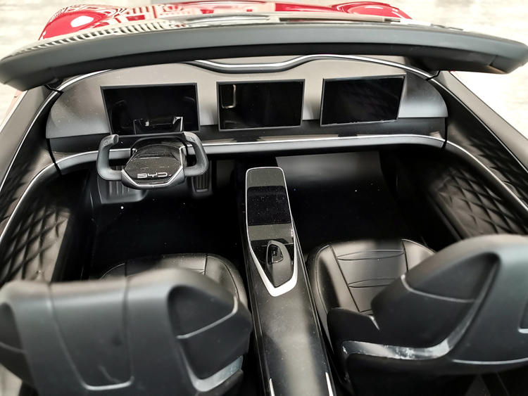 autohomecar__ChsEoF0RhU6ADdzwAA9T4ytxYz4195