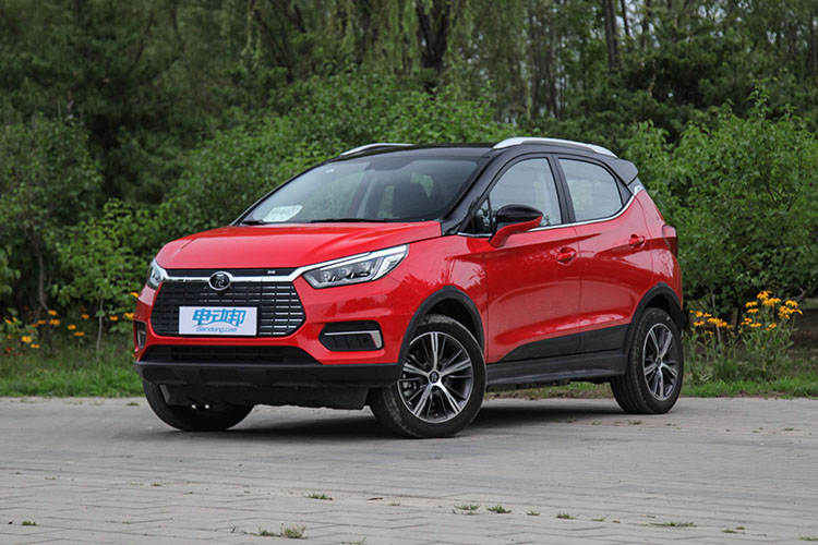 内饰进行小幅改款 2019款元EV 360将于今日上市