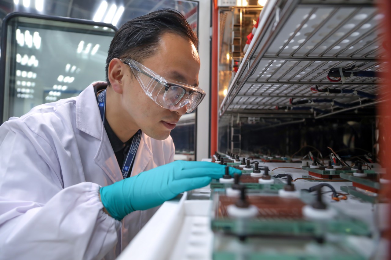 悄悄的研制制作核武器或许是日本敢出动军队台海的终极底牌