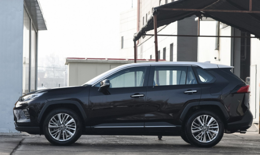 别总盯着CR-V了!这车和雷克萨斯同平台,17万起标配10气囊