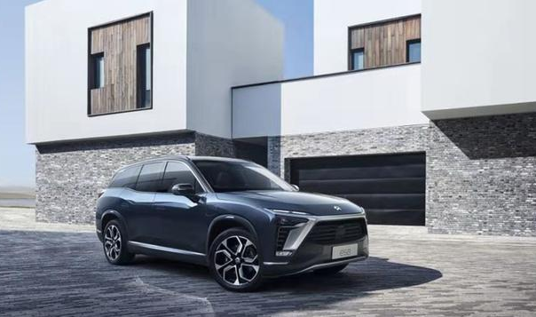 全新蔚来ES8汽车