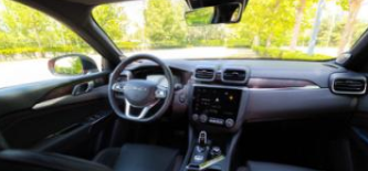 本田与领克的同台竞技，20万以内谁才是真的国民神车？