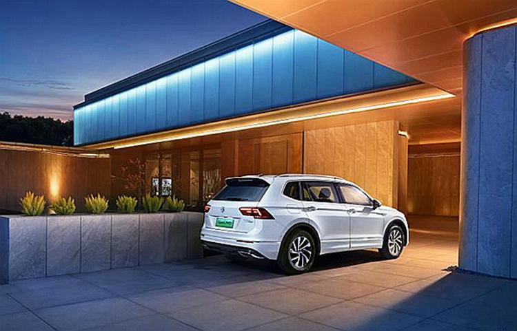 744x0_1_autohomecar__ChsEnF6GszOAVSS3ALZJWWtWrhM121