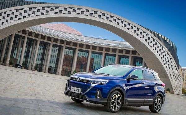 北汽新能源EX5新能源汽车怎么样：简介