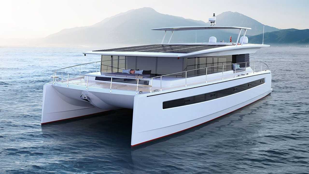 silent-yachts-silent-55-solar-electric-catamaran (1)