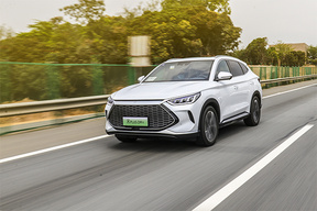 绝了！亏电油耗4.6L 试驾比亚迪宋PLUS DM-i