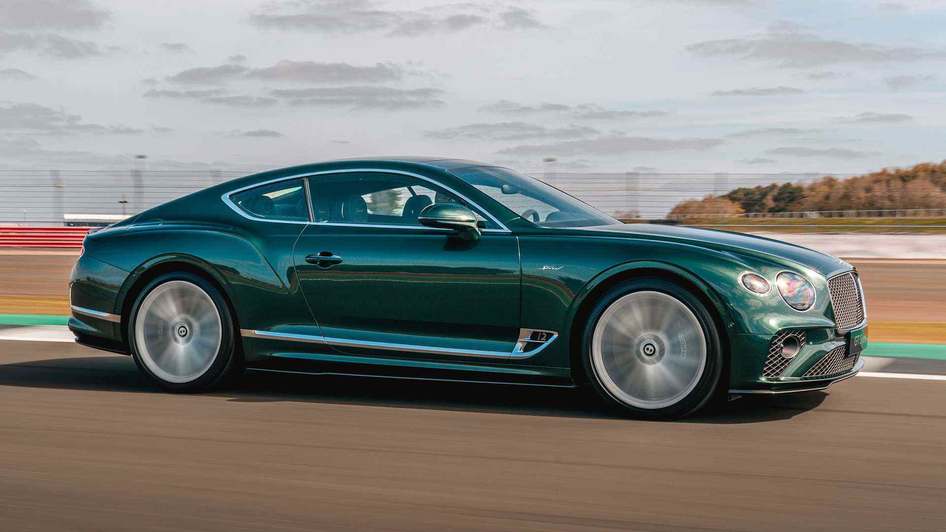 2022-bentley-continental-gt-speed-exterior-front-quarter-dynamic.jpg