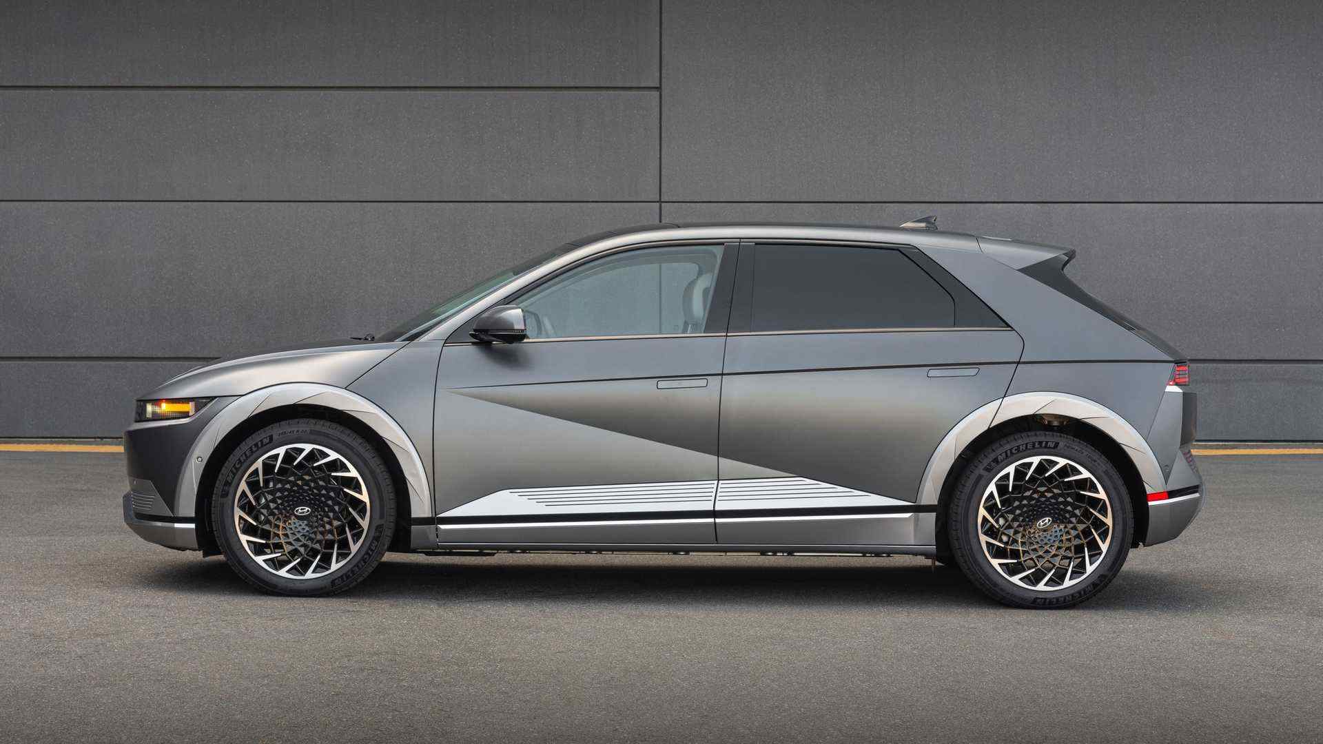 2022-hyundai-ioniq-5 (3).jpg