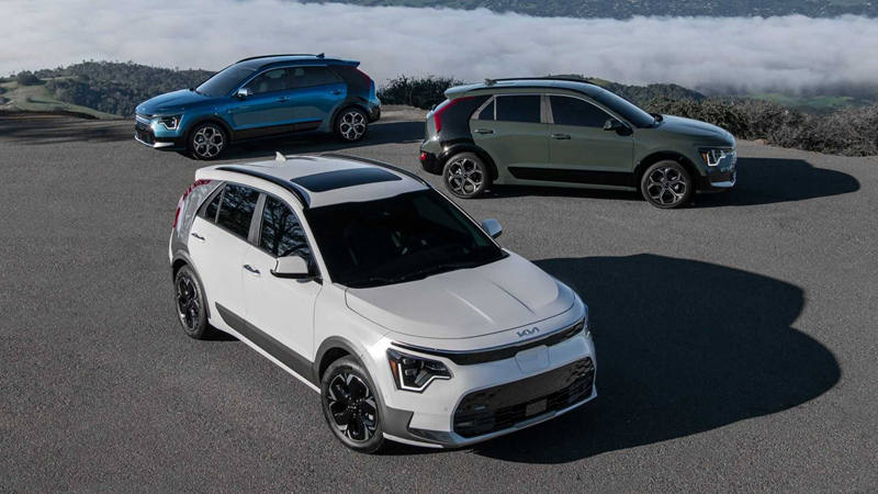 https://i2.dd-img.com/cms/2c71ef57bc599d8b5cf4e9ca49d41132.jpg 2023-kia-niro-phev-ev-and-hev_副本.jpg