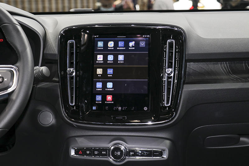 沃尔沃C40 (9).jpg