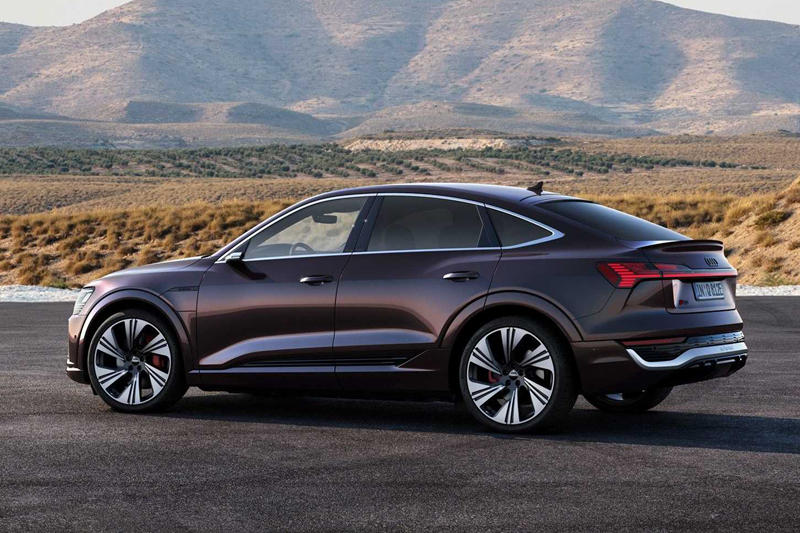 https://i2.dd-img.com/cms/46e4238effd34bf11c530af2641634d5.jpg foto---audi-q8-e-tron-sportback-2023 (1)_副本.jpg