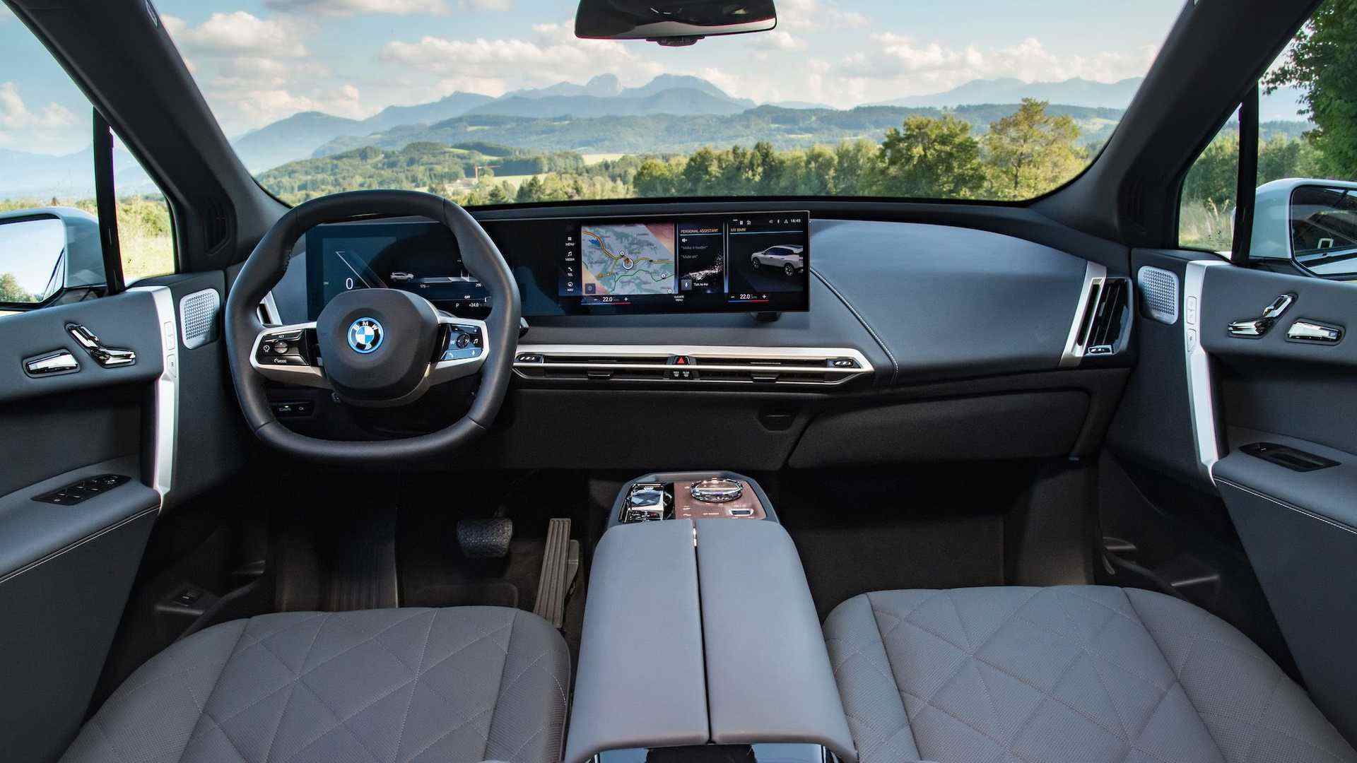 2022-bmw-ix-interior.jpg
