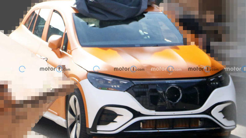 https://i2.dd-img.com/cms/5b2df479b7c563a87b9dc115e525d2d2.jpg 2023-mercedes-benz-eqe-spy-photo_副本.jpg