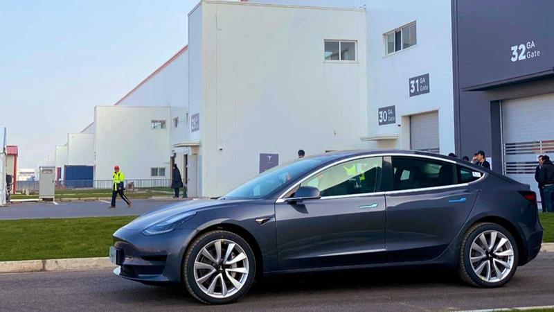 tesla-model-3-at-the-tesla-gigafactory-3_副本.jpg