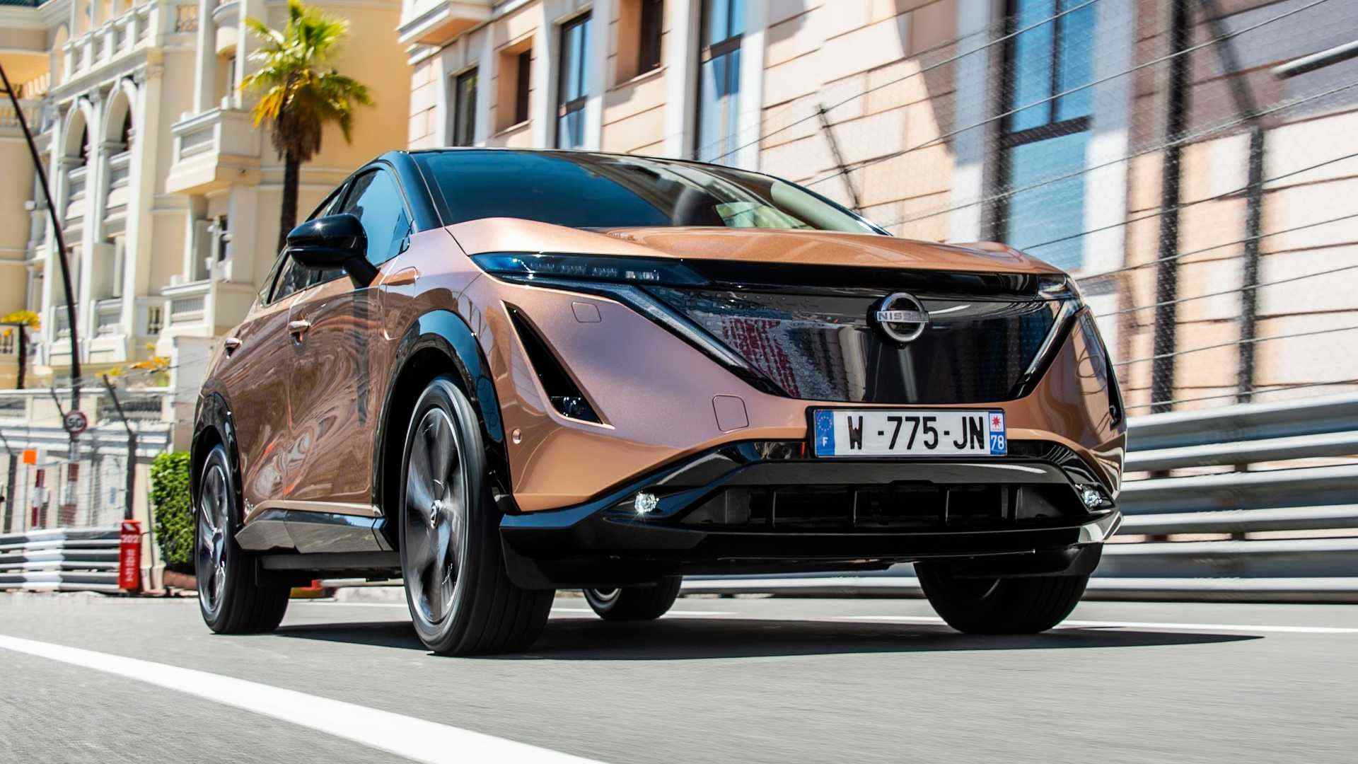 nissan-ariya-on-the-streets-of-monaco (1).jpg