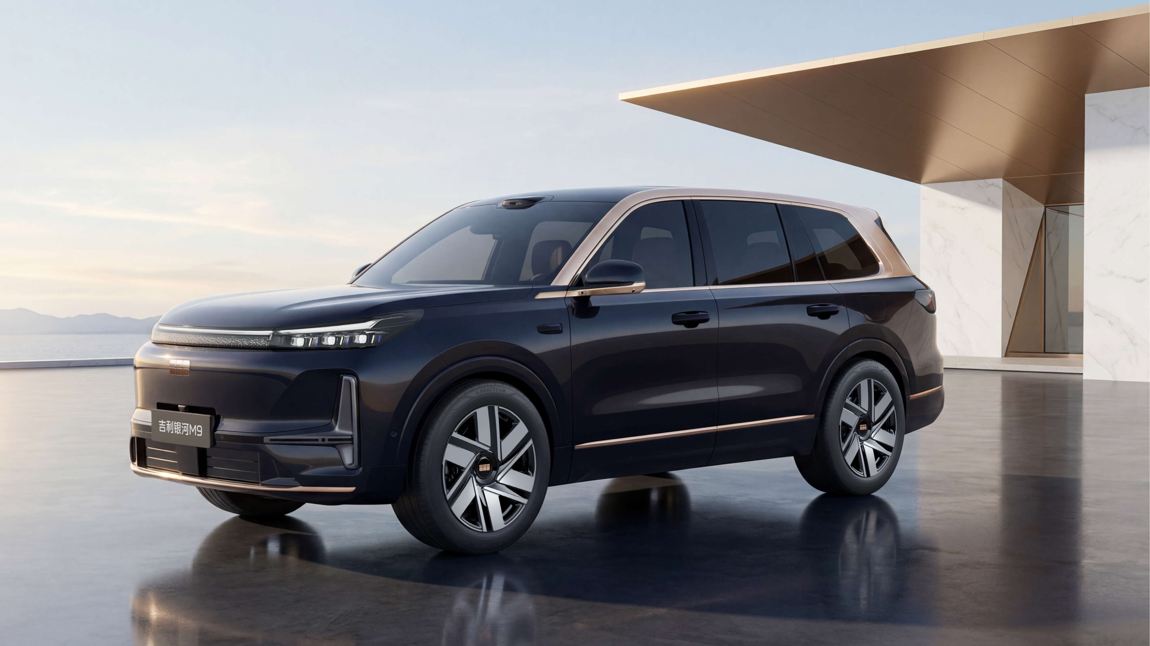 吉利银河M9推黑金智曜版，25.98万元入局高端大六座市场