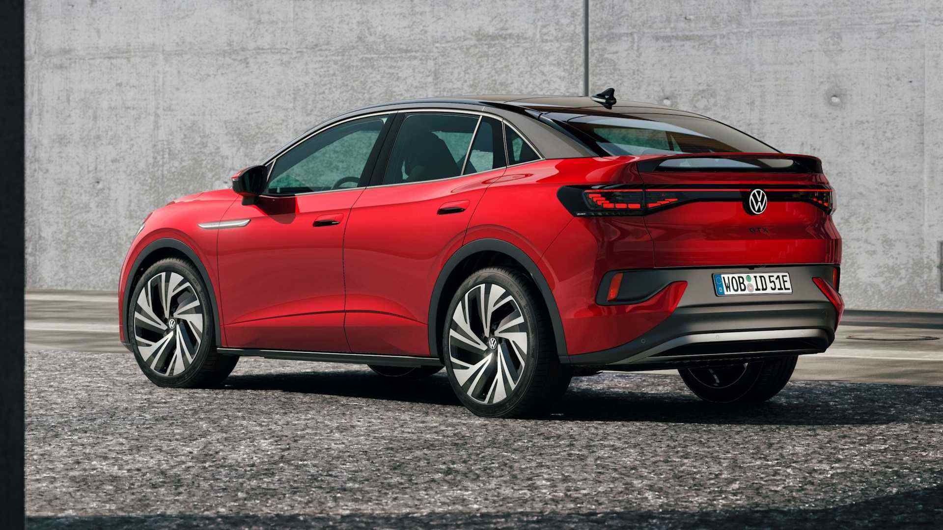 2022-volkswagen-id.5-gtx (2).jpg