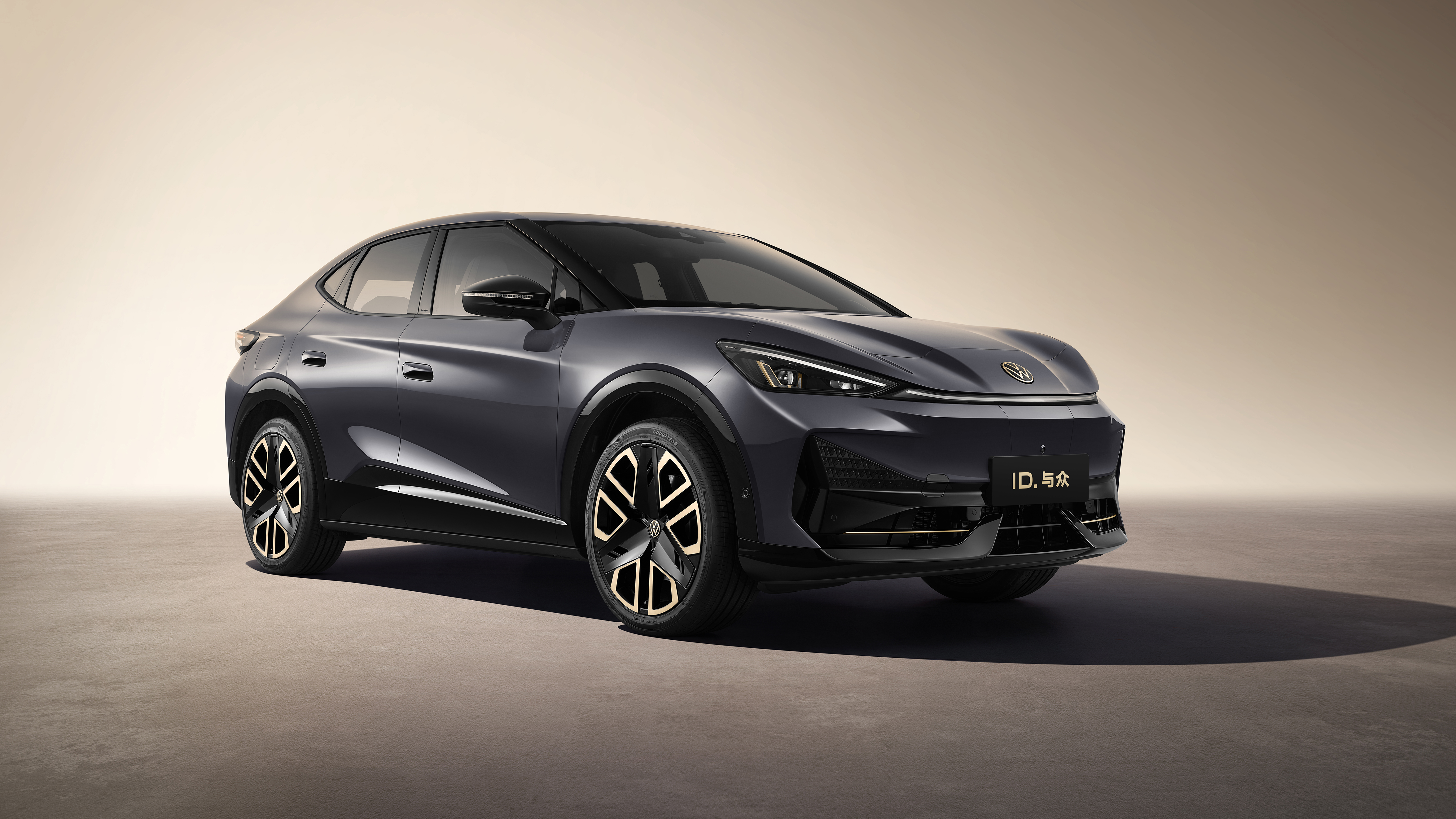 ID. 与众采用全新的Coupe SUV轿跑造型.jpg