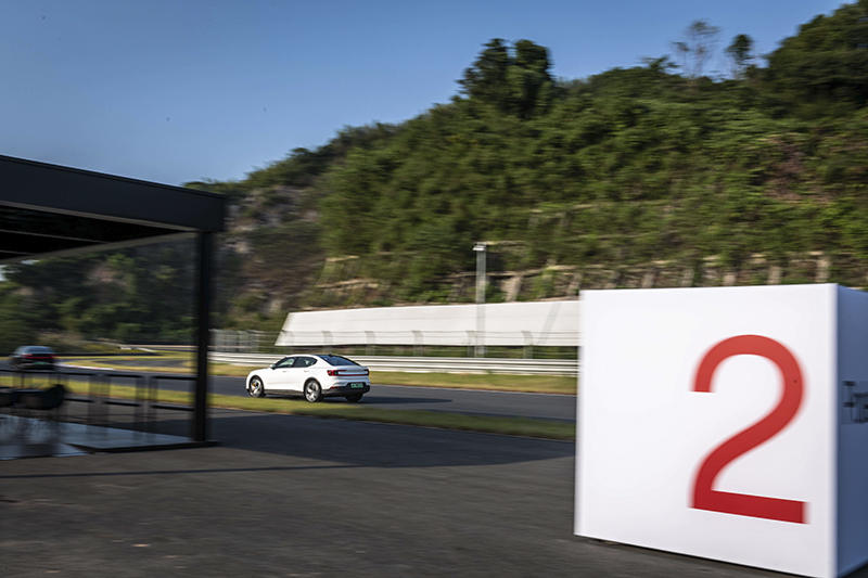 159_Polestar Lab 2.jpg