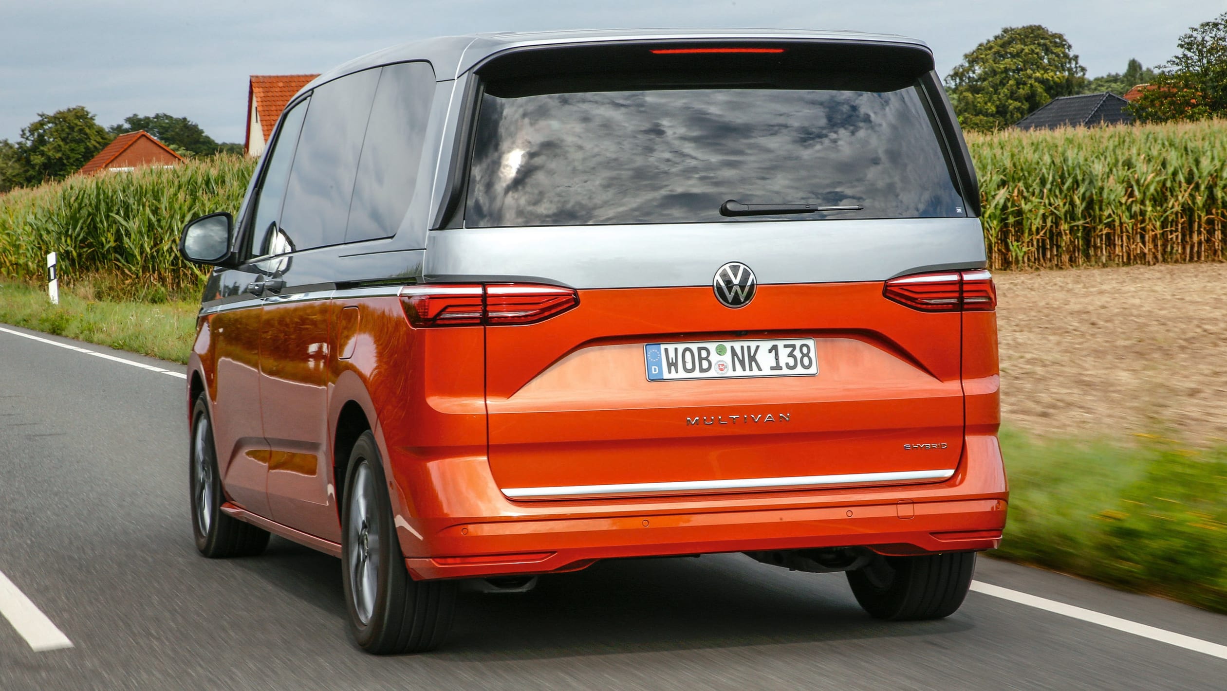 Volkswagen-T7-Multivan-3.jpeg