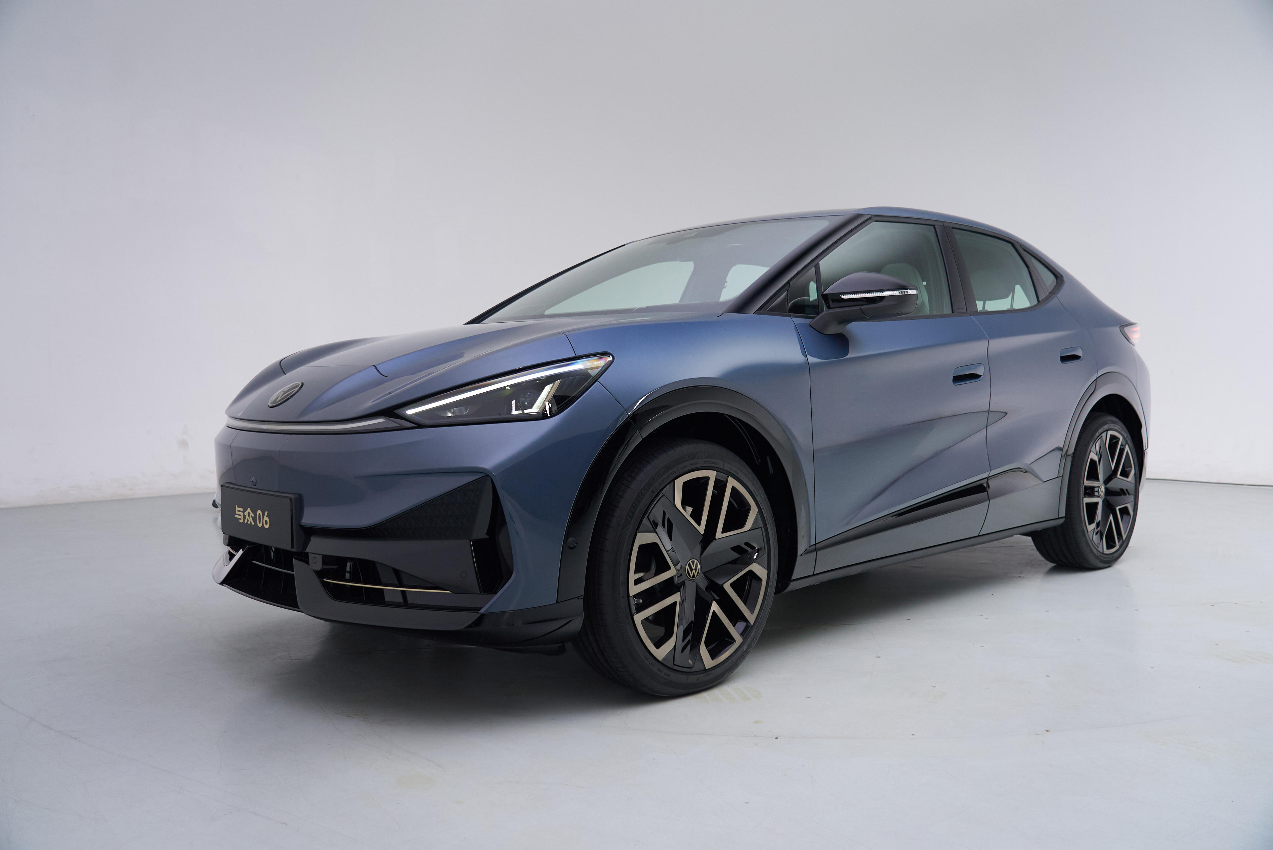 https://i2.dd-img.com/cms/9c0c36c4b7ed956ce0908e5c55318f9f.jpg 金标大众锋芒智趣纯电SUV与众06焕新上市.jpeg