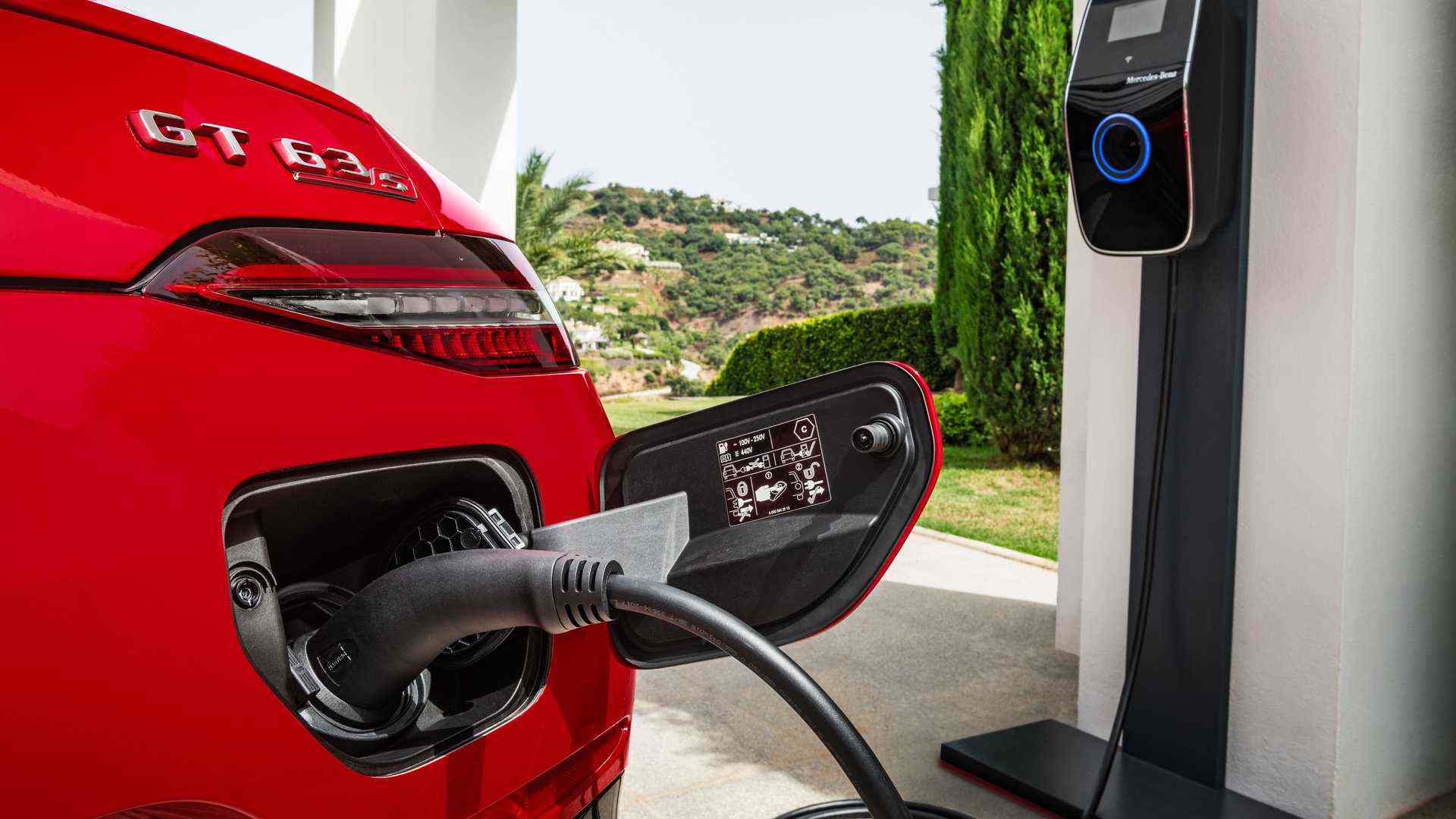 mercedes-amg-gt-63-s-e-performance (6).jpg