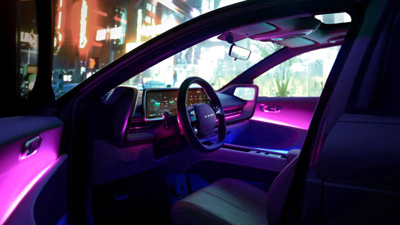 https://i2.dd-img.com/cms/b1d93d4507724d24eea5e9ae39b0fe06.jpg hyundai-ioniq-6-design-debut-cabin-with-pink-lighting_副本.jpg