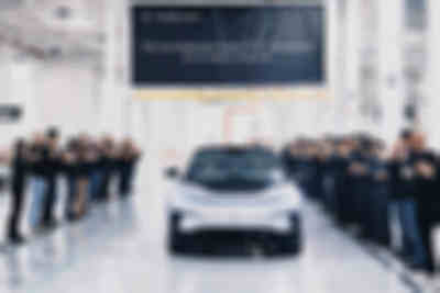 first-pre-production-faraday-future-ff-91-ultra-luxury-ev-1_副本.jpg