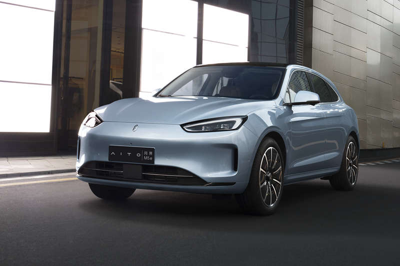 AITO问界M5e官图曝光 有双电机版本 最快将于9月正式上市