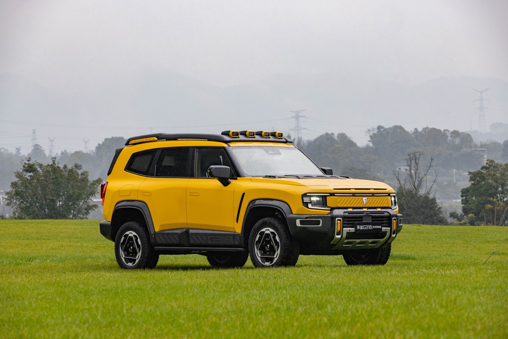 外刚内柔型SUV，深蓝G318无忧穿越版离热销只差价格