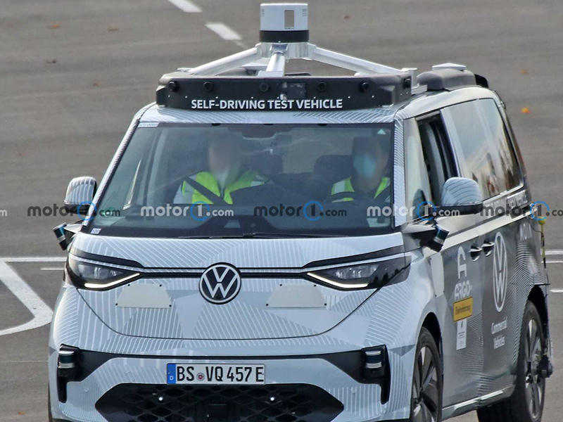 vw-id.buzz-front-view-spy-photo.jpg