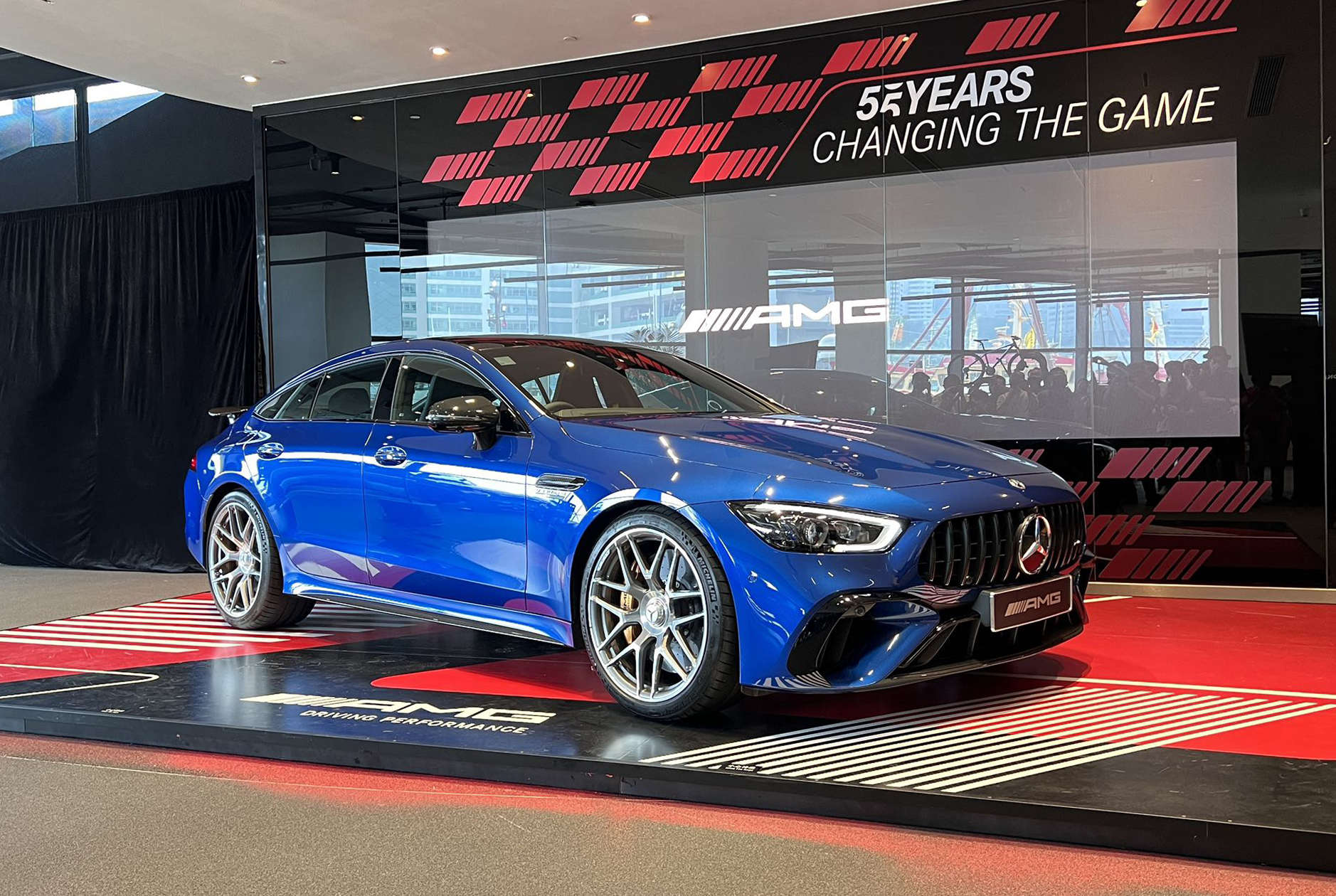 插混动力/2.9秒破百，AMG GT 63 S E国内首发