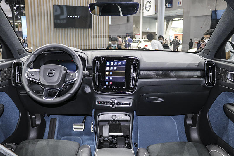 沃尔沃C40 (8).jpg