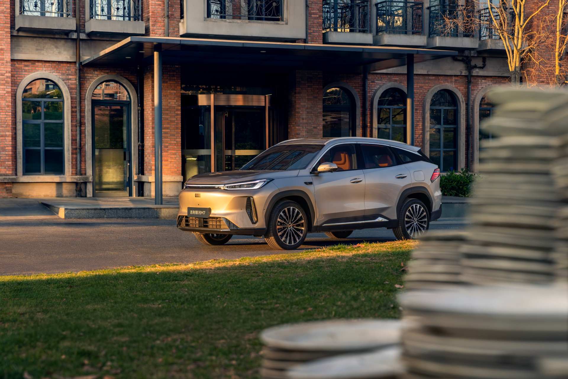 10.98万起，吉利银河M7远航家，家用SUV的务实新选择